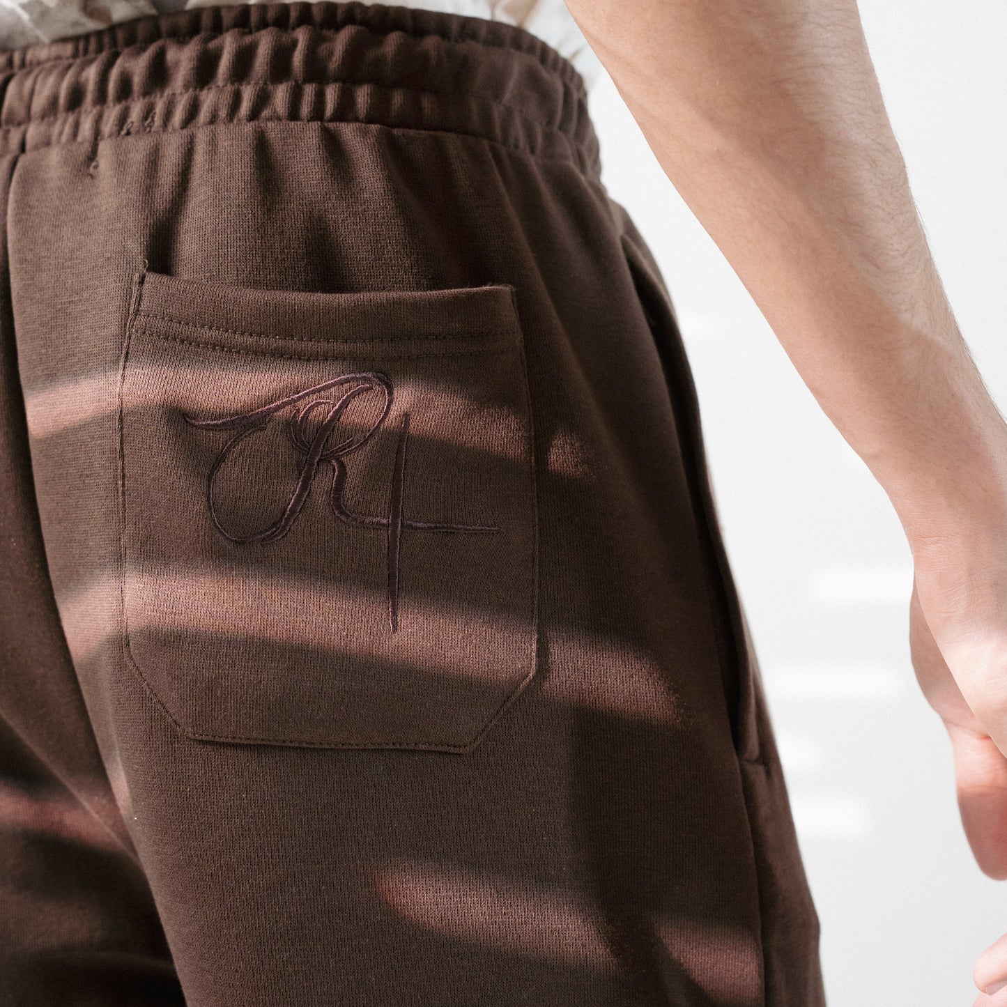 Icons Pleated Trouser - Dark Brown