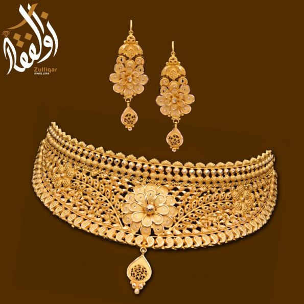 Gold Necklace Design 101